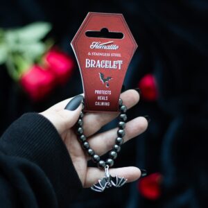 BRACCIALE IN EMATITE CON CIONDOLO A FORMA DI PIPISTRELLO APPESO